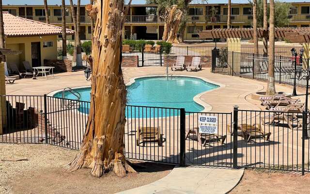 Travelodge by Wyndham Imperial/El Centro