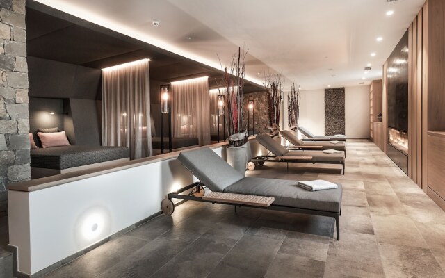 Eva Hof Lakeside Suites - Adults Only