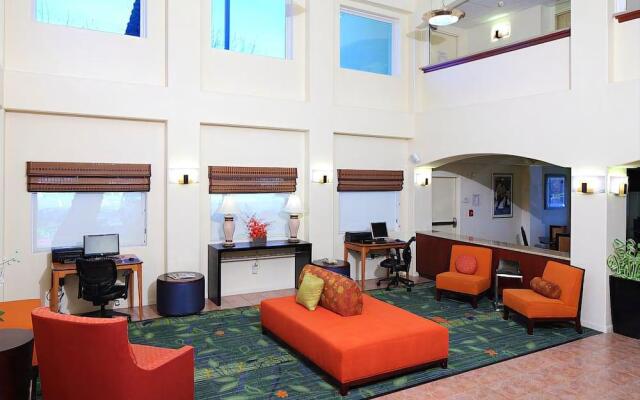 Fairfield Inn & Suites by Marriott San Francisco San Carlos