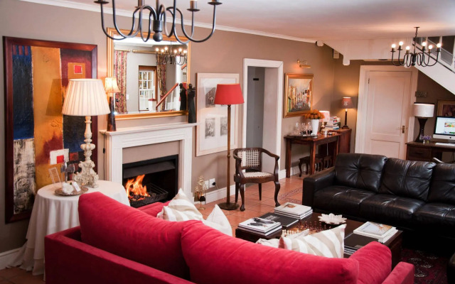 Rusthuiz Guest House