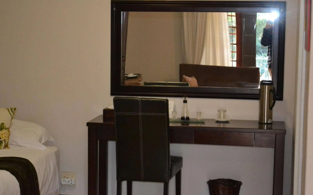 Gateway Country Lodge