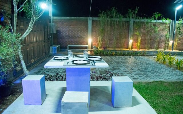 Laana Villa