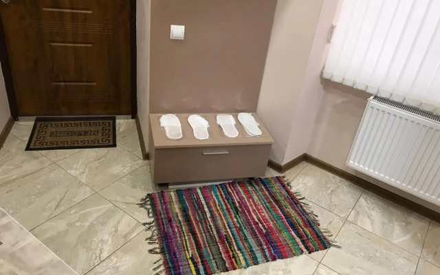 Two-bedroom apartment in 10 min to the Opera Theatre