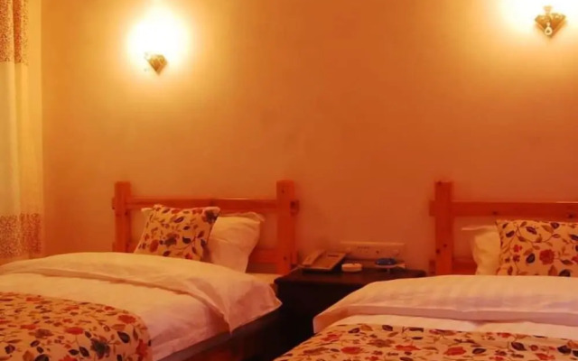 Yangshuo Pure Joy Resort