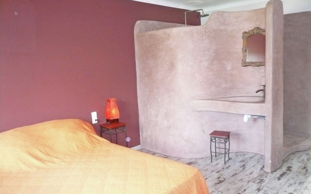 House With Private Swimming Pool Close to Narbonne