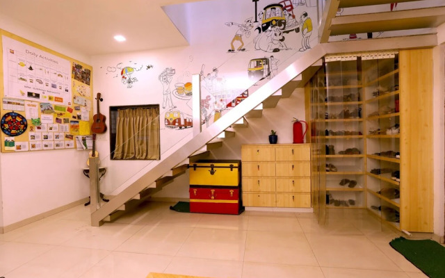 Nap Manor Hostels