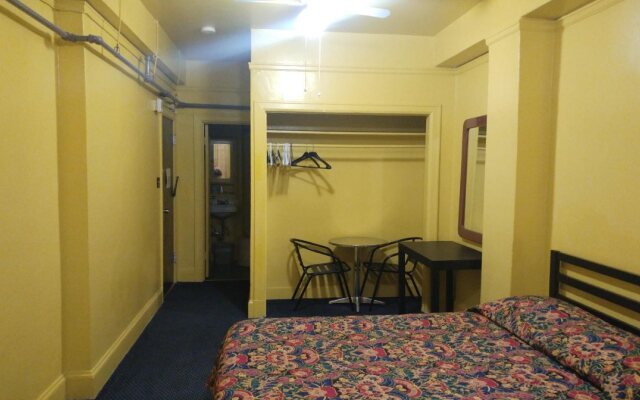 Rodeway Inn