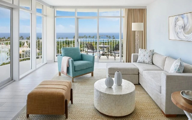 The Coral at Atlantis, Autograph Collection