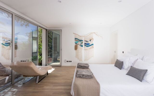 La Maison by White Exclusive Suites Villas