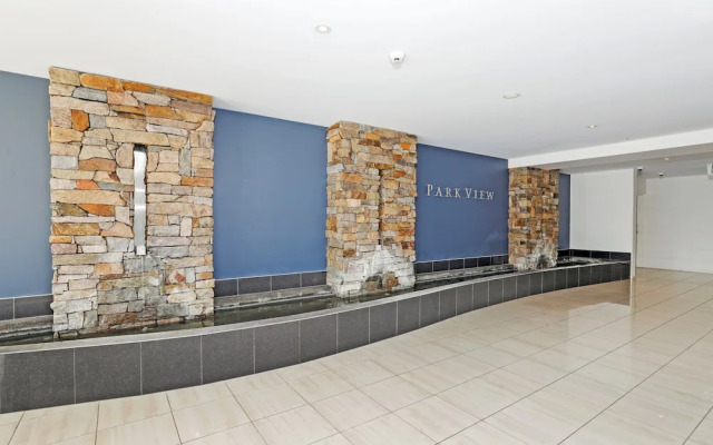 Luxury Cairns Stay with Pool and BBQ