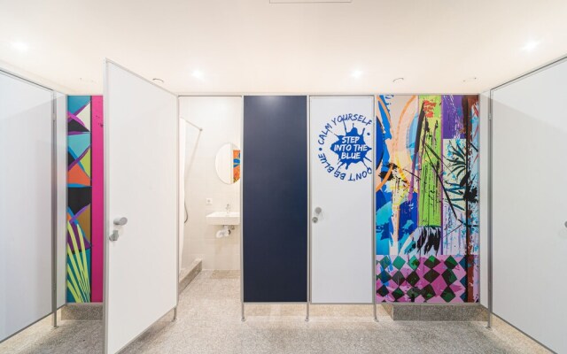 Metro Hostel