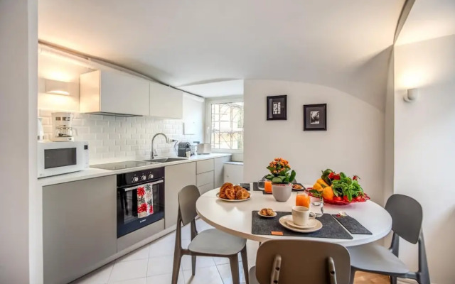 Pignatelli Apartment