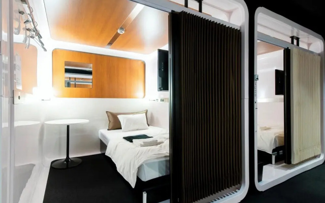 First Cabin International Hawaii
