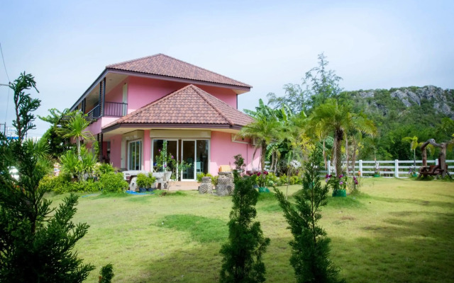 Nam Talay Resort