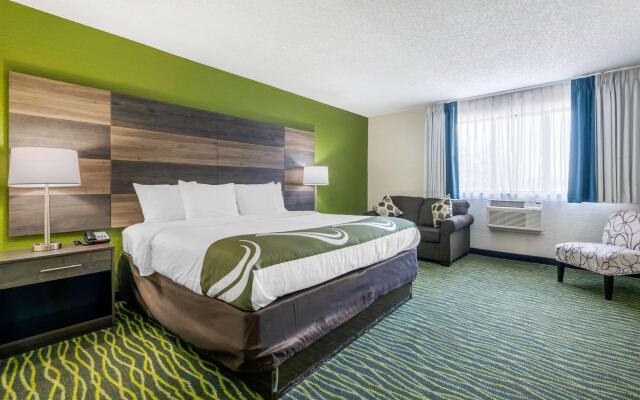 Quality Inn & Suites Leesburg Chain of Lakes