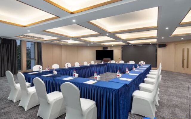 Days Hotel BY Wyndham Hengyang Nanyue