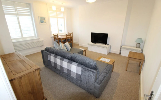 Sea View Apartment Burlington