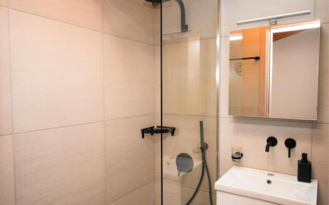 Comfy and stylish apt2