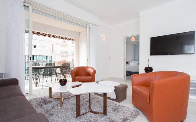 Mariott Area: Sunny 2 Beds /2 Baths