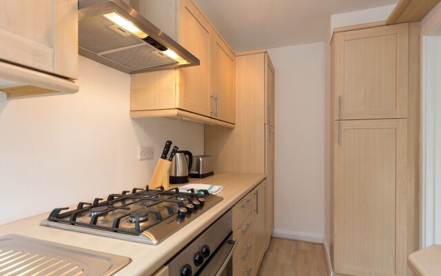 1 Bedroom Apartment in Chelsea Sleeps 3