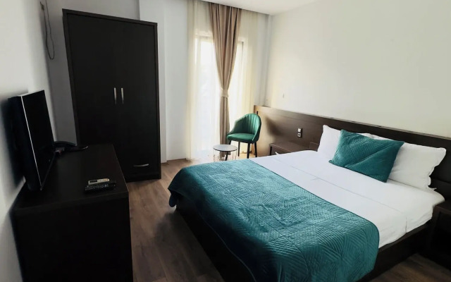 Hotel Real