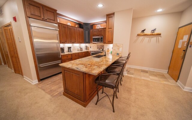 Chateaux Dumont 2709