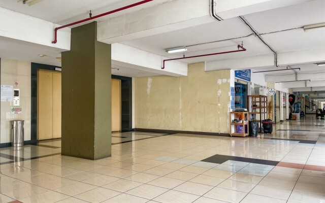 RedLiving Apartemen Gateway Cicadas - Premium Property