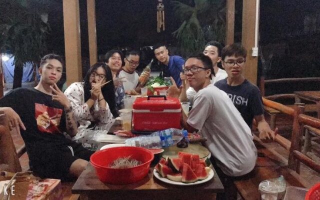 Mai Chau Hostel - Bar Restaurant