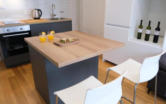 Apartman Leona 4*, Kantrida