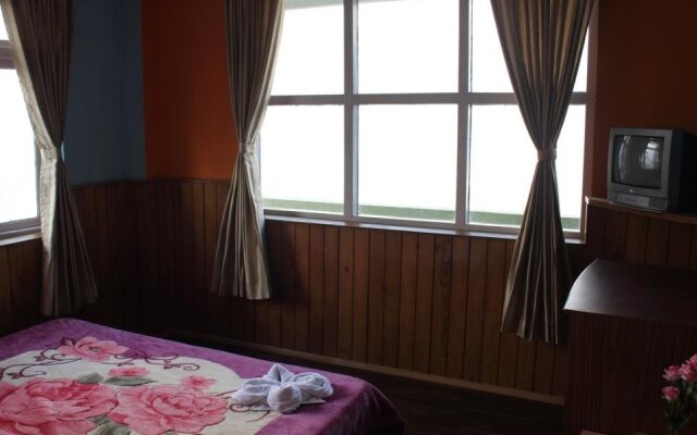 Hotel Valley View