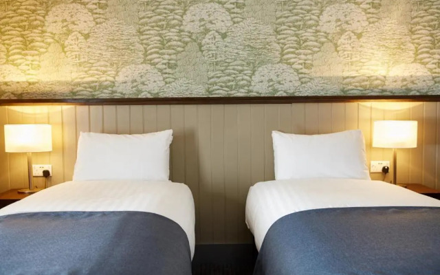 Kings Head Masham by Greene King Inns