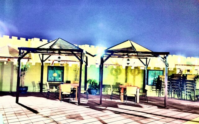 Royal Beach Hotel