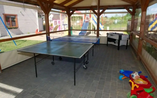 Apartment in Sianozety Near the Beach