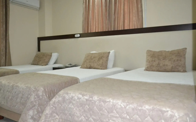 Adana Kucuksaat Hotel