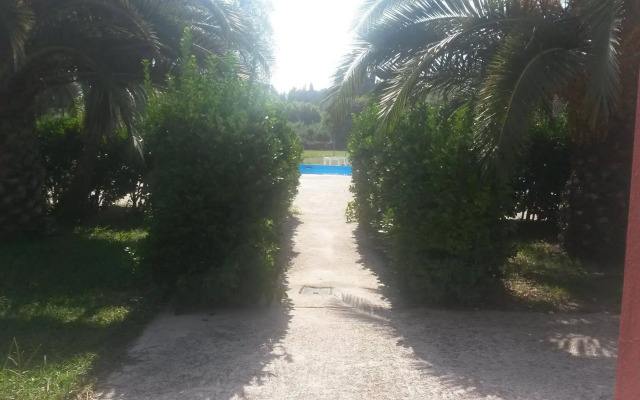 Sunny Dreams Apartments Ipsos