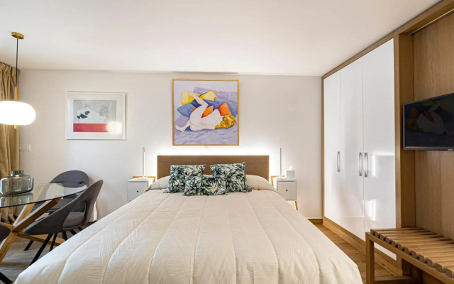 102- HiEndAccomodation-TopLocation