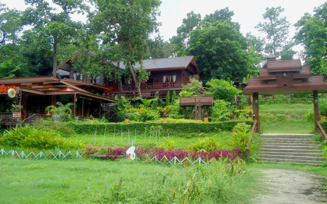 Phawengkham Resort and Restaurant
