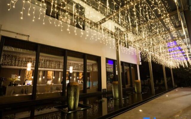 Wuzhen Mingli Hotel