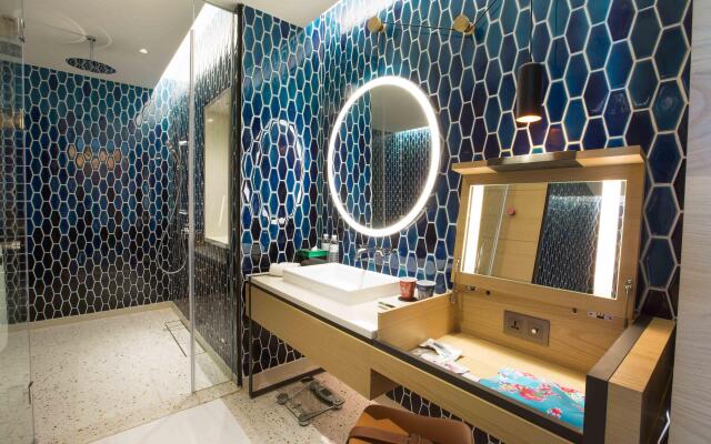 Hotel Indigo Kaohsiung Central Park by IHG