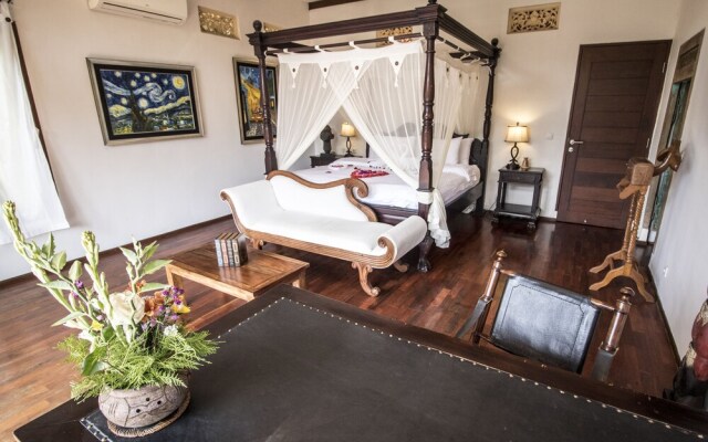 Avalon Villa