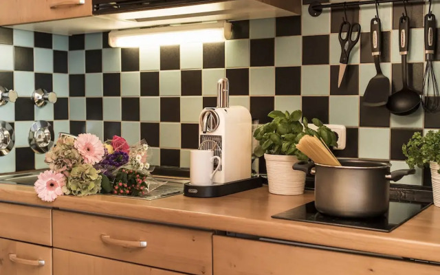 Parkside Apartment House