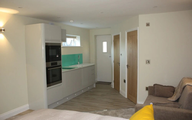 Frinton Escapes