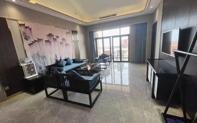 Lankang Seaview Grand Hotel