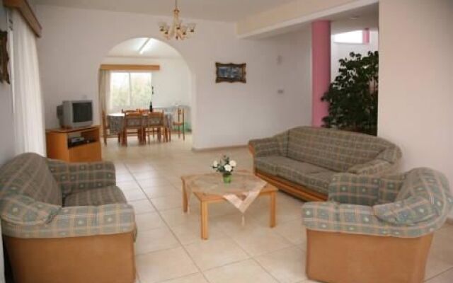 Aphrodite Gardens Holiday Villas