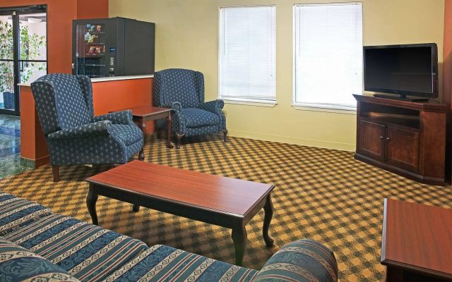 Days Inn by Wyndham El Campo TX