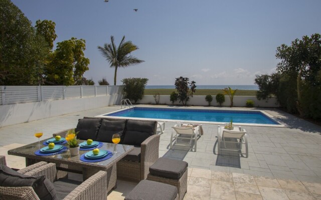 Mazotos Villa Iris