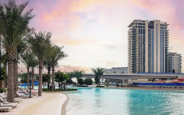 Cozy 1BR at Vida Residences Creek Beach