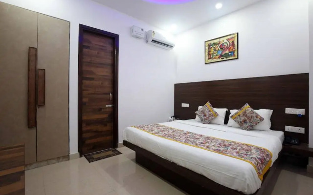 Starlet Prime by OYO Rooms