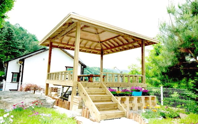 Yangpyeong Heunoni Pension