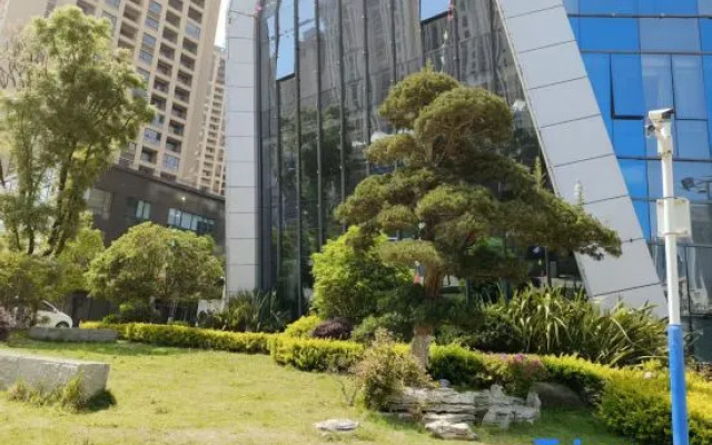 Vienna International Hotel